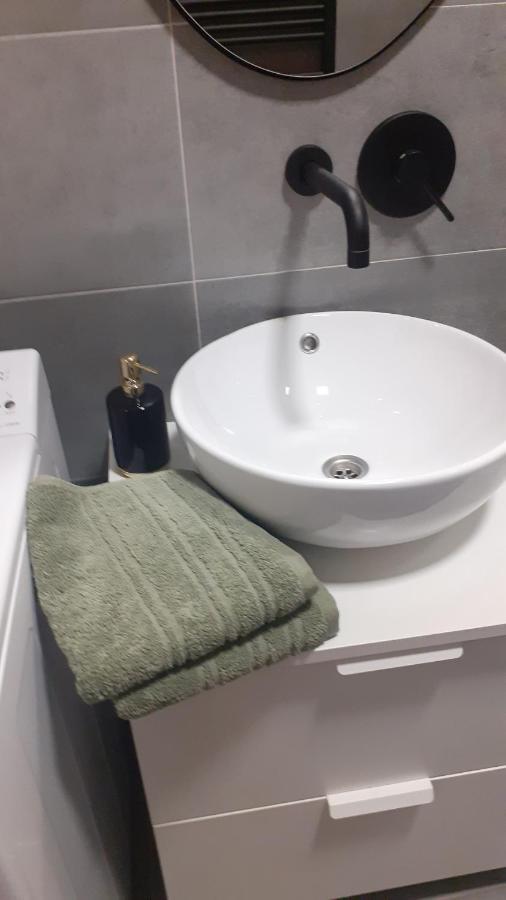 Oaza Klara Apartment Karlovac Ngoại thất bức ảnh